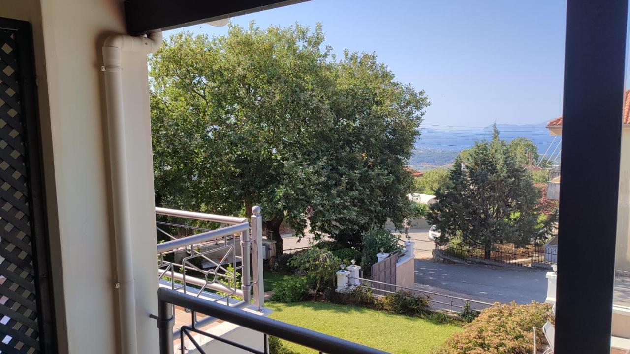 Guesthouse Michobeis Kamarína Eksteriør bilde