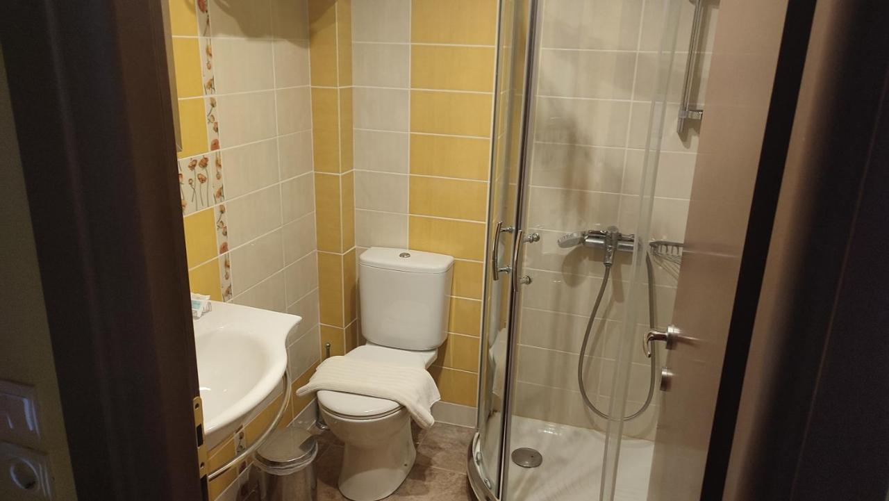 Guesthouse Michobeis Kamarína Eksteriør bilde