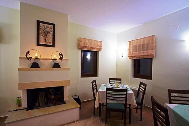 Guesthouse Michobeis Kamarína Eksteriør bilde